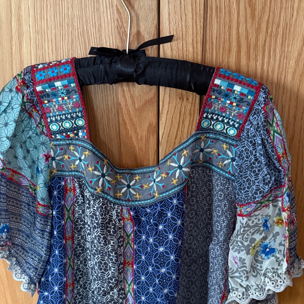 Johnny Was Blue Patchwork Floral Flutter Sleeve B… - image 4